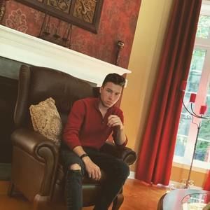 Meet your Posher, Marc